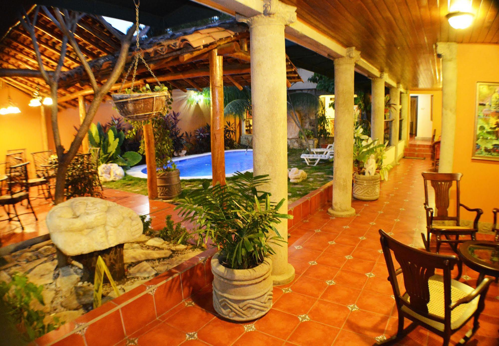 Hotel Colonnade Nicaragua Managua Exterior foto
